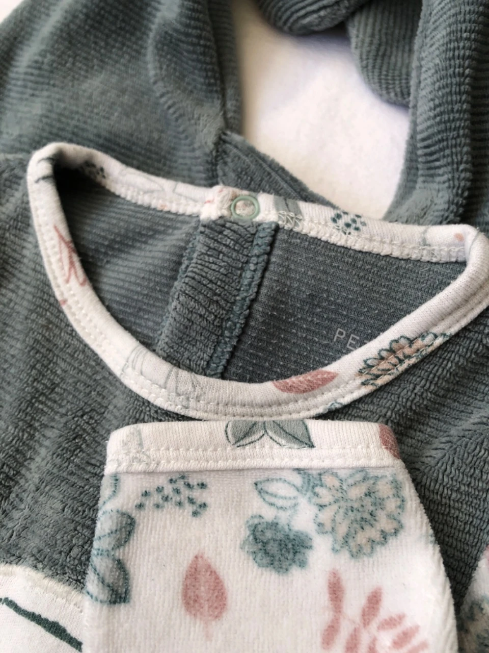 Petit Béguin velvet pajamas 9 months – photo 7